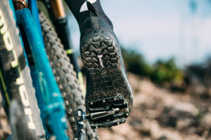 Clan_80193037_10_A04-300x200