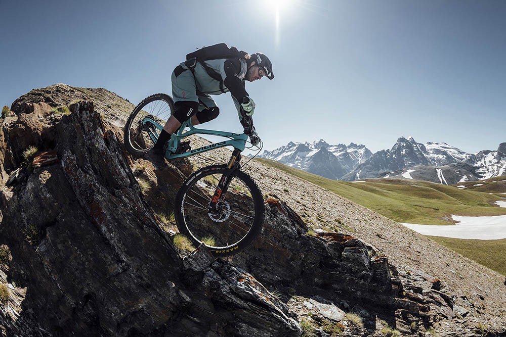 dsc_0578_photo_bartek_wolinski_www.wolisphoto.com_ION_Hybrid_Jacket_Traze_Select