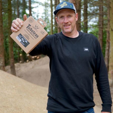 Peaty's Tubeless Conversion Kit - ピーティーズ チューブレス・コンバージョン・キット