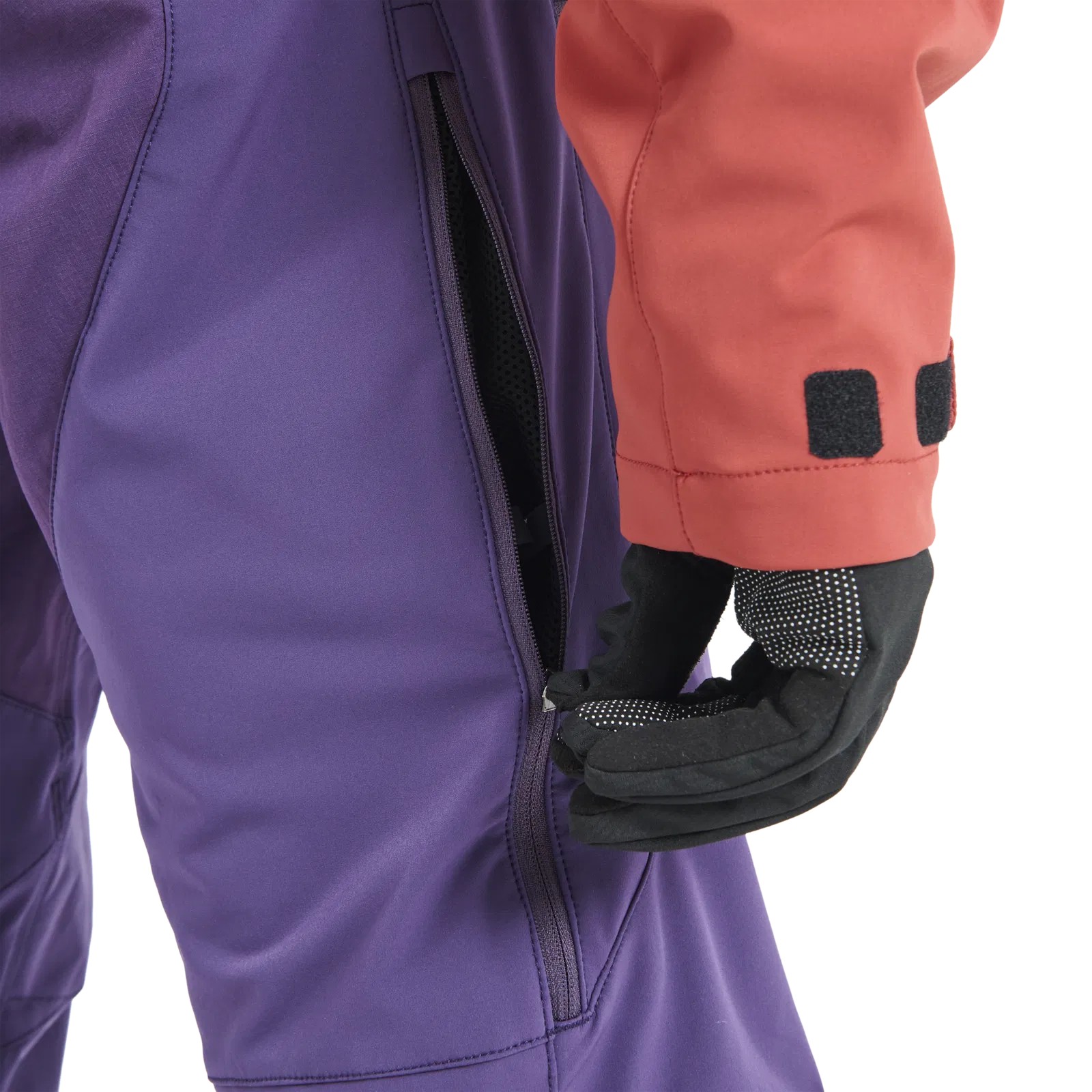 47232-5180_IOB-Bike_Pants_Shelter_2L_Softshell_men_08_061_dark-purple_vent