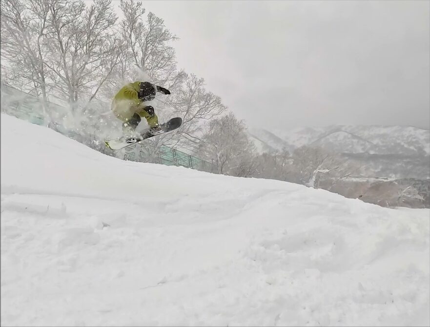 公式】【スノボ先生】FNTC DCC24-25 紹介！ - SPORTS-W