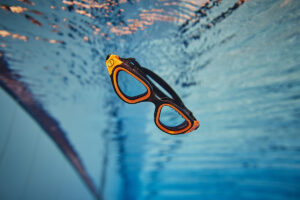 Vapour_Goggles_ZONE3_SA19GOGVA113_lifestyle_image_4-300x200