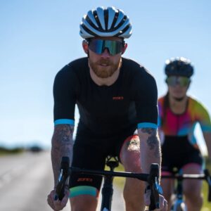 Zone3_Mens_Activate_Short_Sleeve_Trisuit_Black_-_4