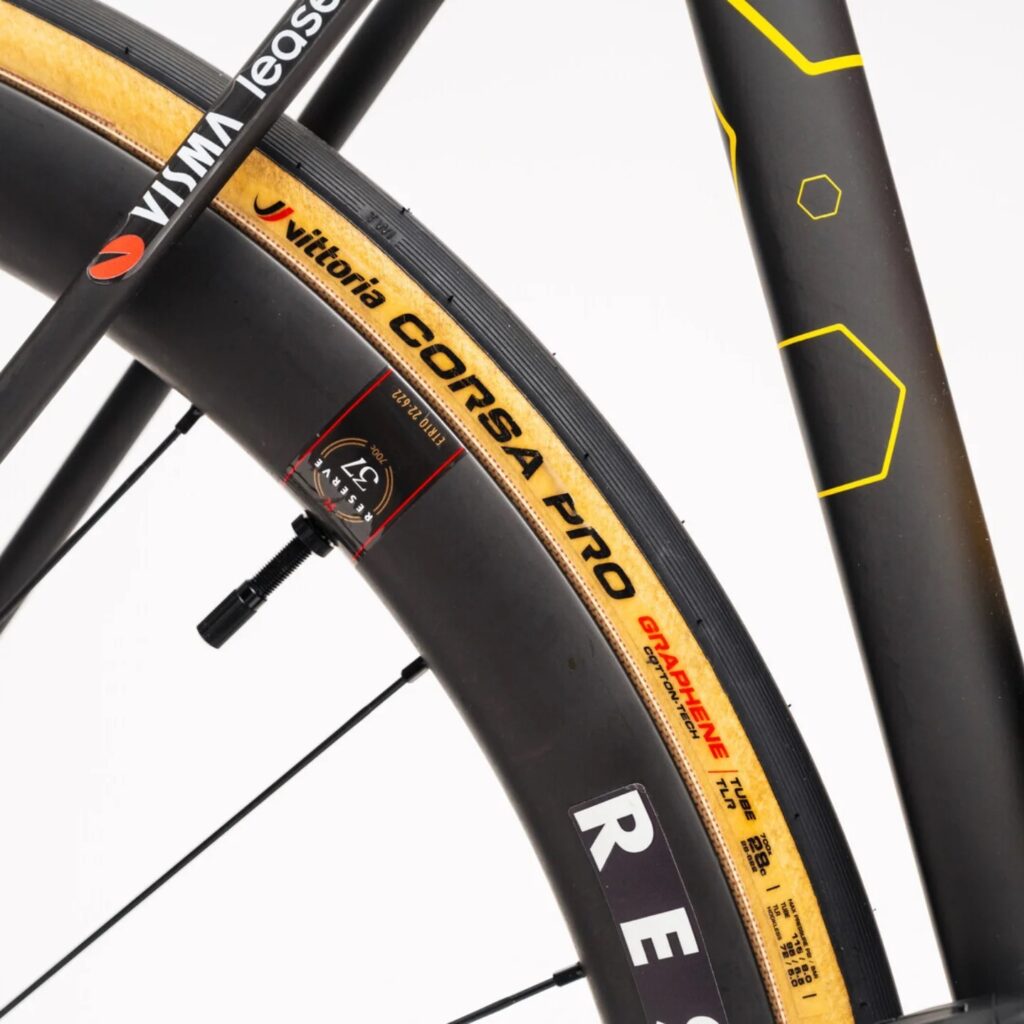 vittoria-2-1024x1024