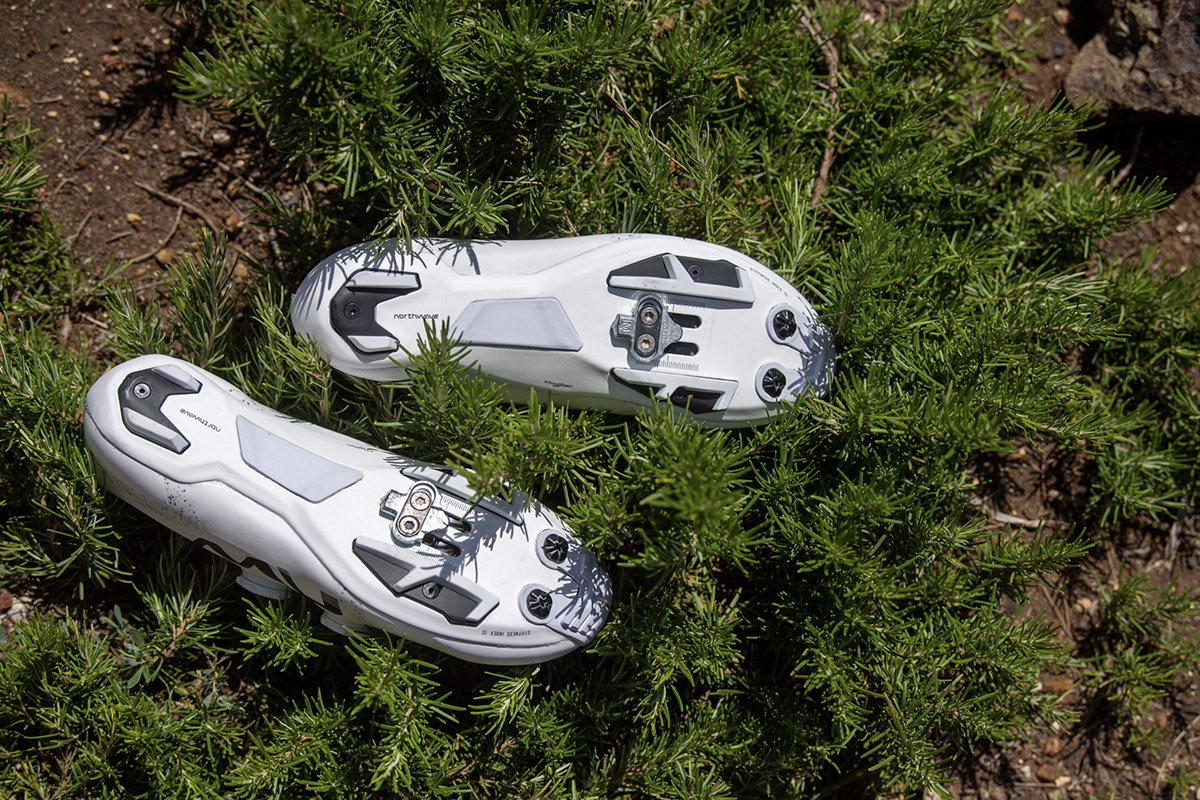 ExtremeX_80262075_NWbike_SS26_474