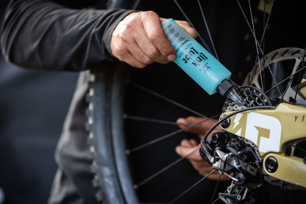 LinkLube-All-Weather-Marketing-Asset-4-1024x682