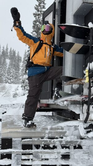 2025-02-06_13-42-52_340-300x533