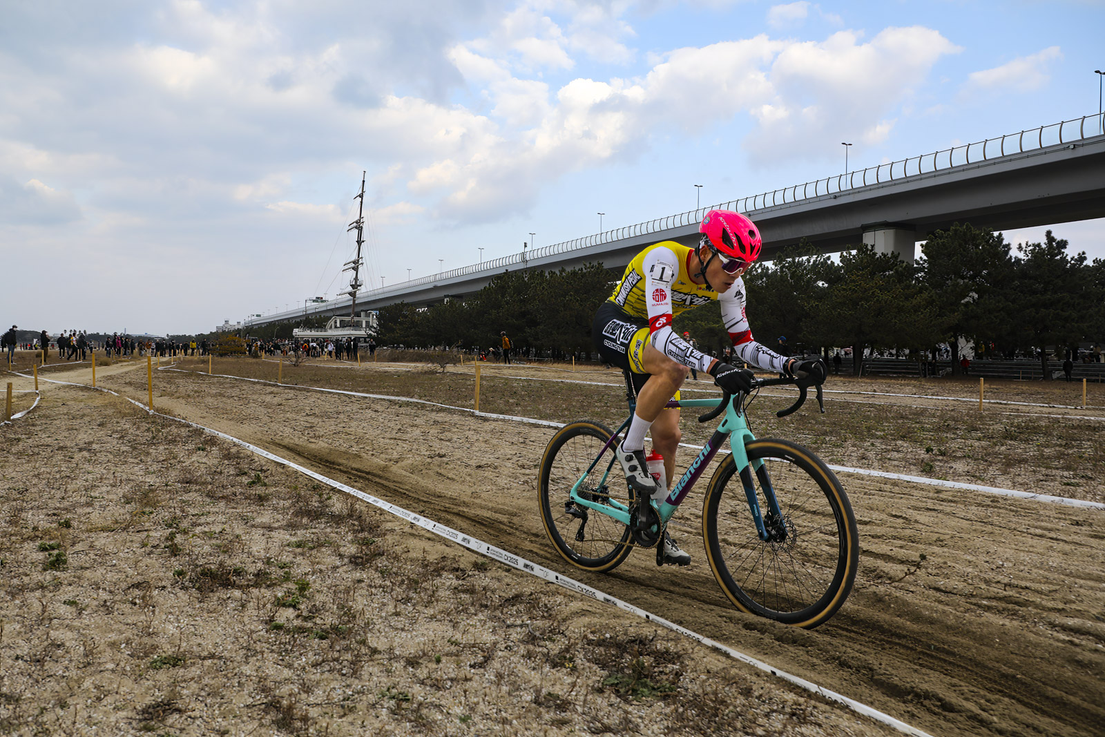 レース志向まで】シクロクロス シューズの選び方｜泥・雨・冬に強いおすすめモデルも紹介