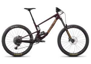 MY22_Nomad_C_R_Air_Oxblood-e1780367489144-300x210