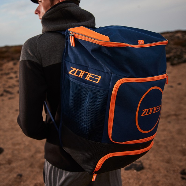 transition_backpack_ZONE3_navy_orange_ra18tranb103_lifestyle_image_4