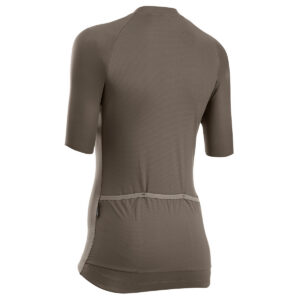 Essence2Wmn_89231016_46_2-300x300